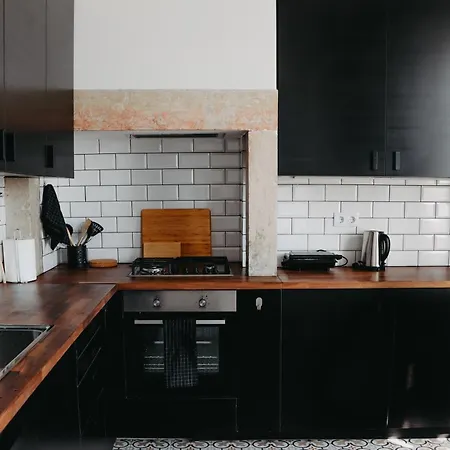 Embassy Arriaga Private Elegance In Stylish Shared Maison d'hôtes *