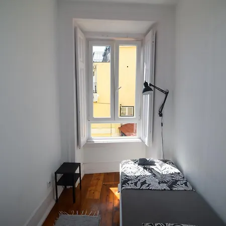Embassy Arriaga Private Elegance In Stylish Shared Maison d'hôtes Lisboa
