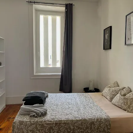 Πανσιόν Embassy Arriaga Private Elegance In Stylish Shared Lisboa