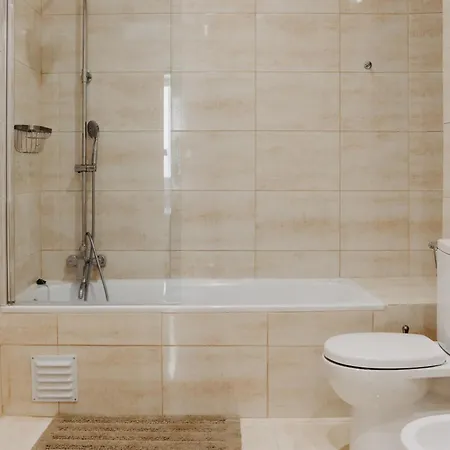 Embassy Arriaga Private Elegance In Stylish Shared *