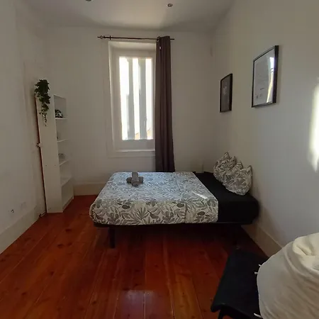 Embassy Arriaga Private Elegance In Stylish Shared * Лиссабон
